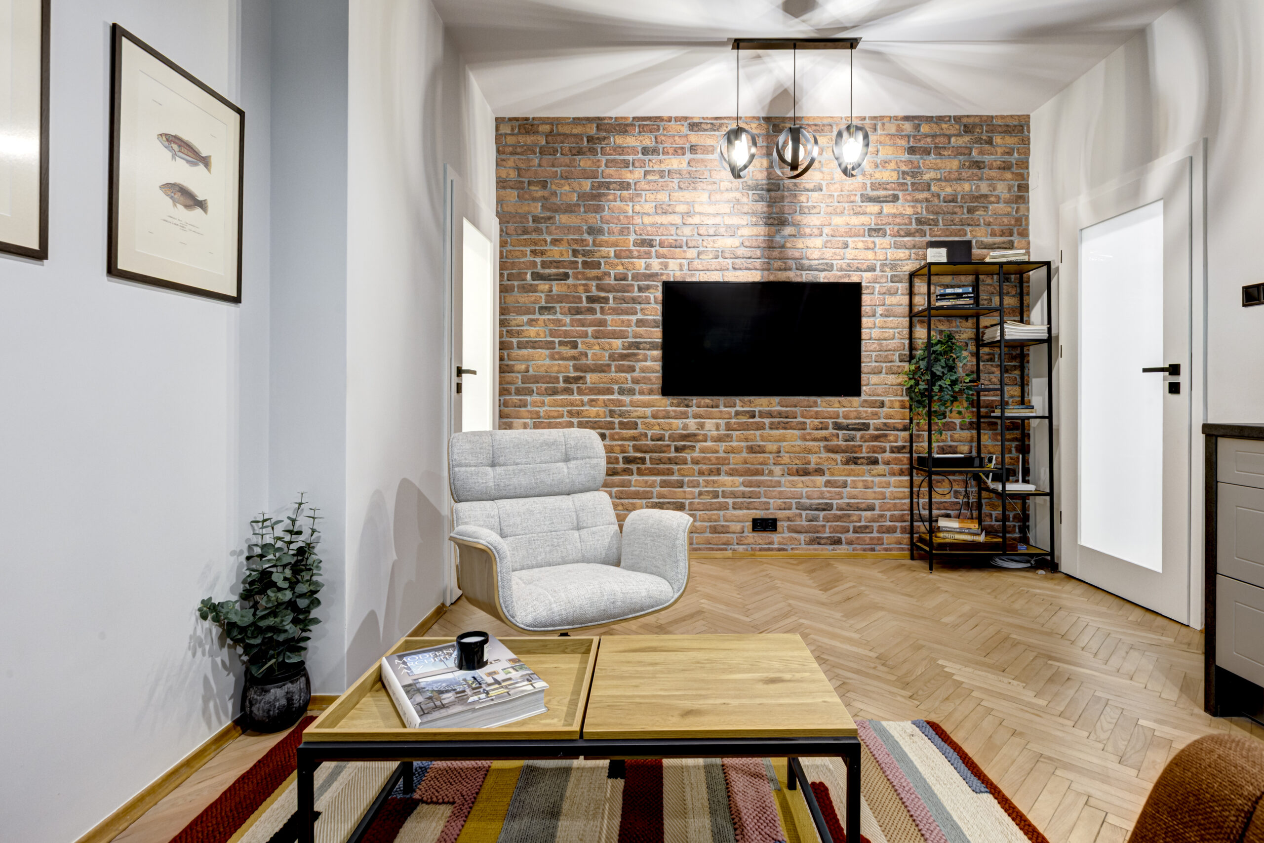 Welcome to Spacious 2BR Family Flat next to Borisova Garden 1